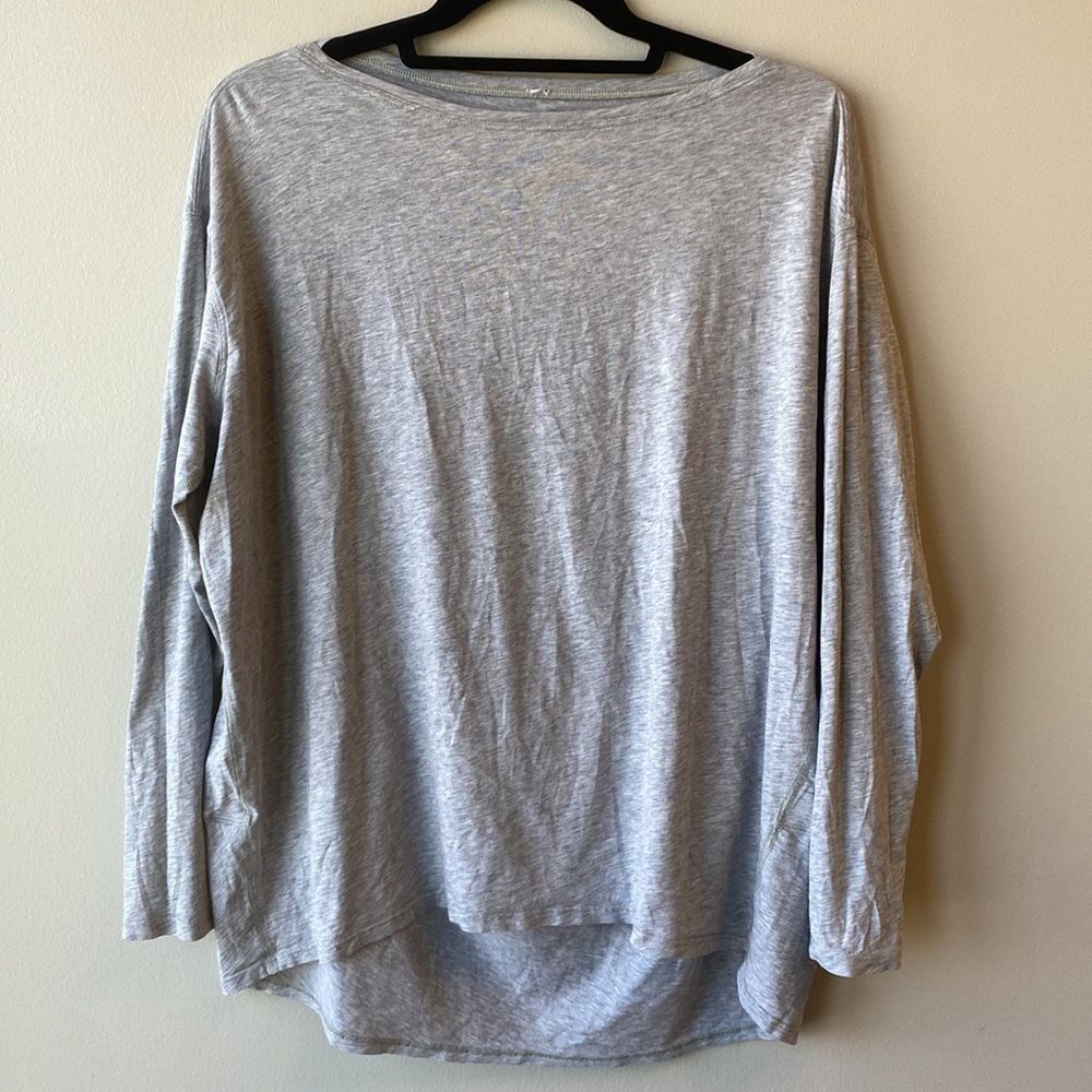 lululemon athletica Gray Long Sleeve Tee